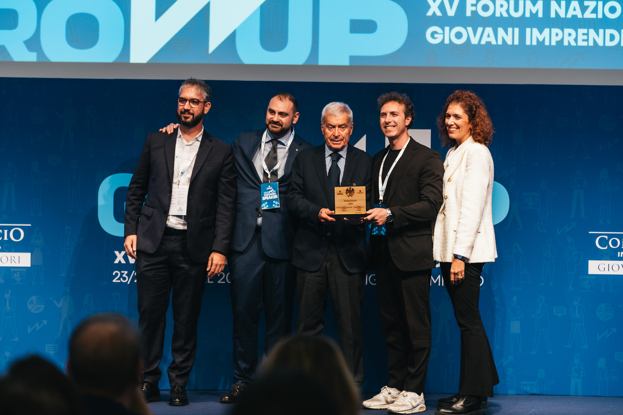 Giovani imprenditori riuniti durante un momento di confronto e formazione